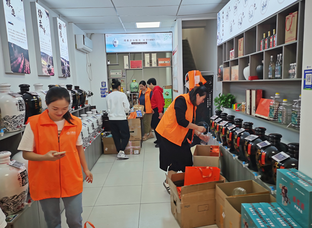 散酒品牌化連鎖模式 小城創(chuàng)業(yè)的新篇章